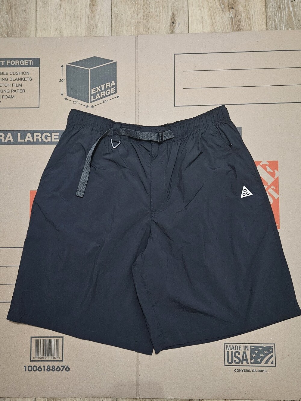 Nike ACG Orb Weaver UV Repel Oversized Black Shorts